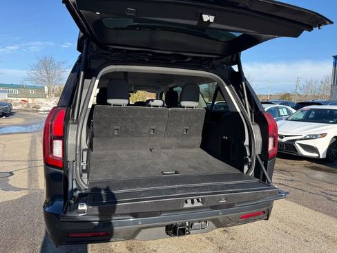 Used 2025 Ford Expedition Max Active image 11