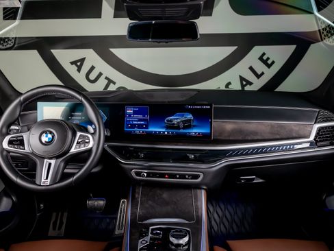 Used 2025 BMW X5 M60i AWD/4WD image 3