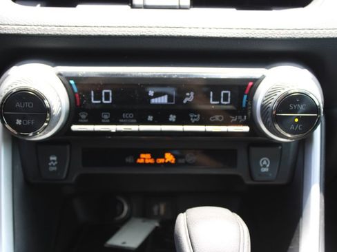 Used 2024 Toyota RAV4 XLE AWD/4WD image 20