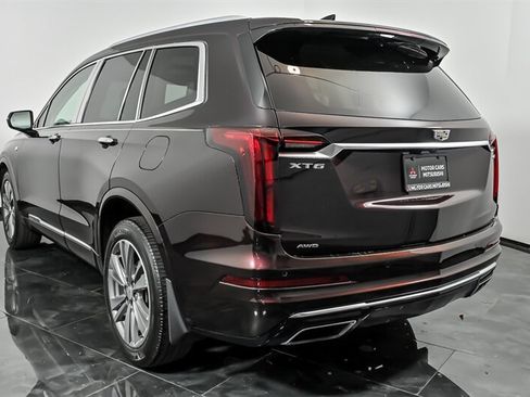 Used 2021 Cadillac XT6 Premium Luxury AWD/4WD image 7
