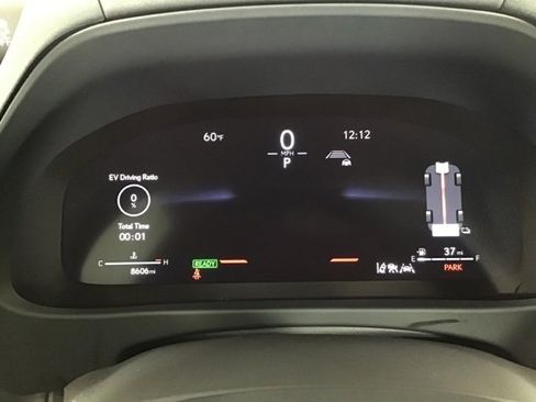 Used 2025 Lexus UX 300h AWD image 15