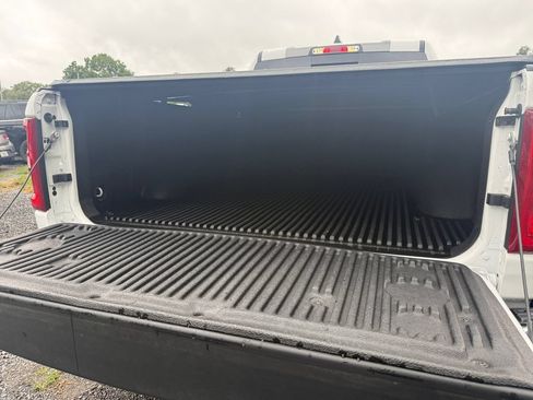 Used 2025 RAM 1500 Big Horn AWD/4WD image 30