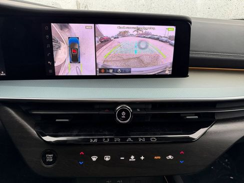 Used 2025 Nissan Murano SL image 20