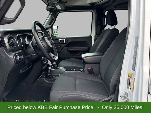Used 2021 Jeep Gladiator Sport image 20