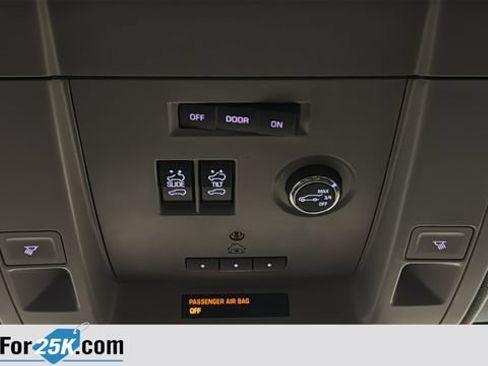 Used 2016 Chevrolet Suburban LTZ AWD/4WD image 36