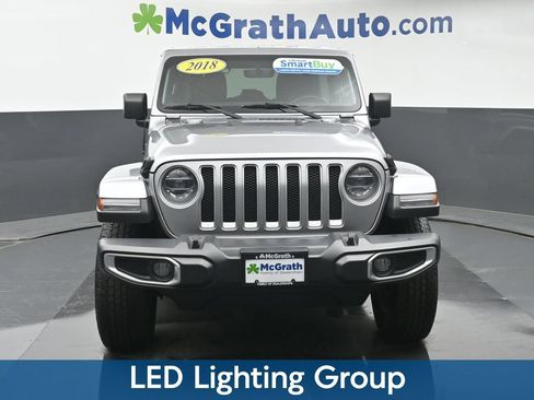 Used 2018 Jeep Wrangler Unlimited Sahara AWD/4WD image 5