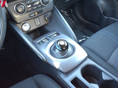 Used 2022 Nissan Leaf S image 20