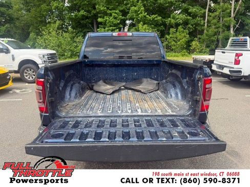 Used 2019 RAM 1500 Laramie AWD/4WD image 9