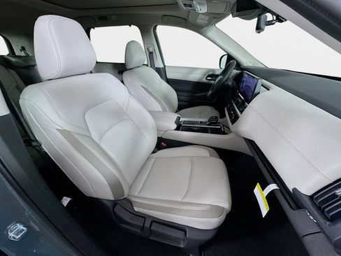 New 2026 Nissan Pathfinder SL FWD image 28