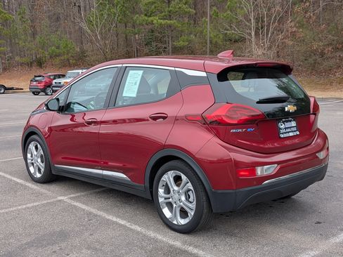 Used 2020 Chevrolet Bolt LT image 7
