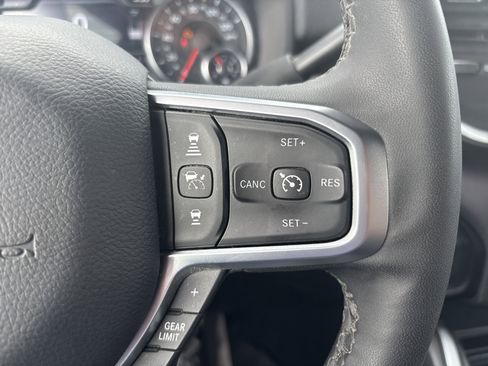 Used 2025 RAM 2500 Big Horn w/ Safety Group AWD/4WD image 20