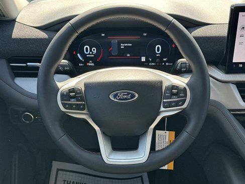 New 2026 Ford Explorer Active RWD image 23