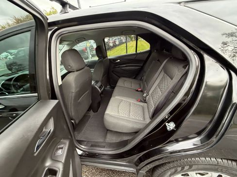 Used 2019 Chevrolet Equinox LT image 19