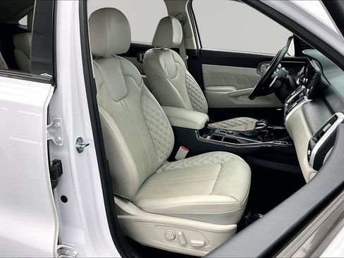 Used 2023 Kia Sorento SX AWD/4WD image 7