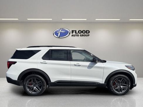 New 2026 Ford Explorer ST-Line AWD/4WD image 4