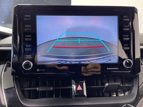 Used 2022 Toyota Corolla LE image 23