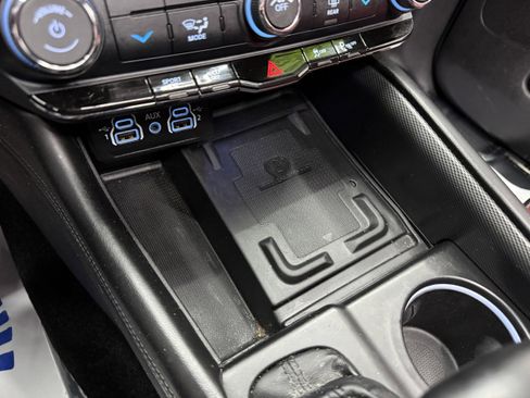 Used 2022 Dodge Durango R/T w/ Tow 'N Go Group image 16