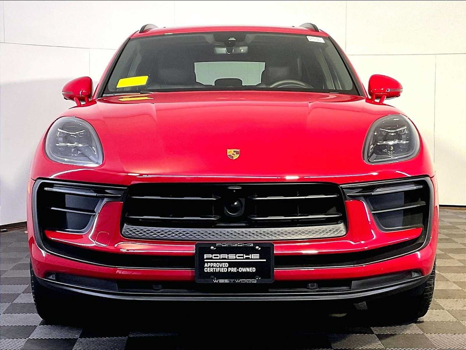 Certified 2023 Porsche Macan AWD/4WD image 10