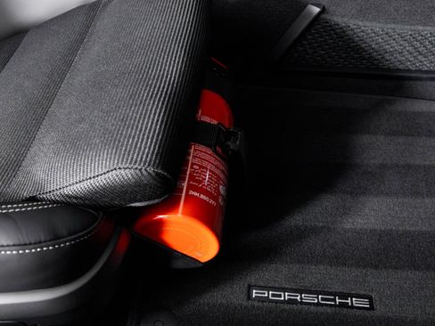 Used 2024 Porsche 911 GT3 image 41