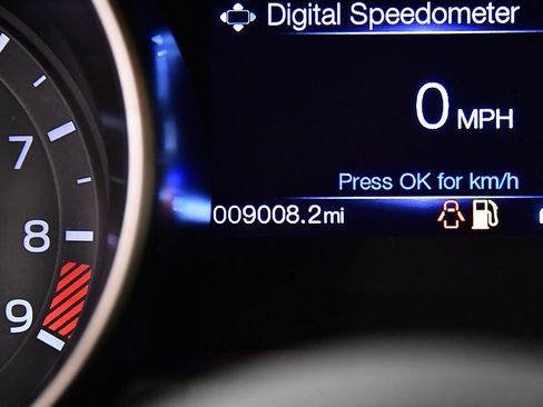 Used 2016 Ford Mustang Shelby GT350 w/ Track Package image 16