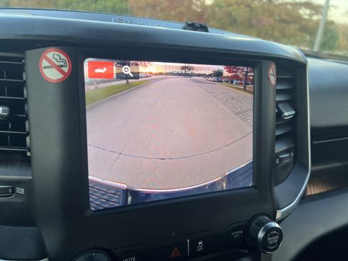 Used 2024 RAM 3500 Big Horn image 23