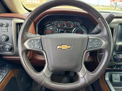 Used 2016 Chevrolet Silverado 1500 High Country w/ High Country Premium Package AWD/4WD image 22