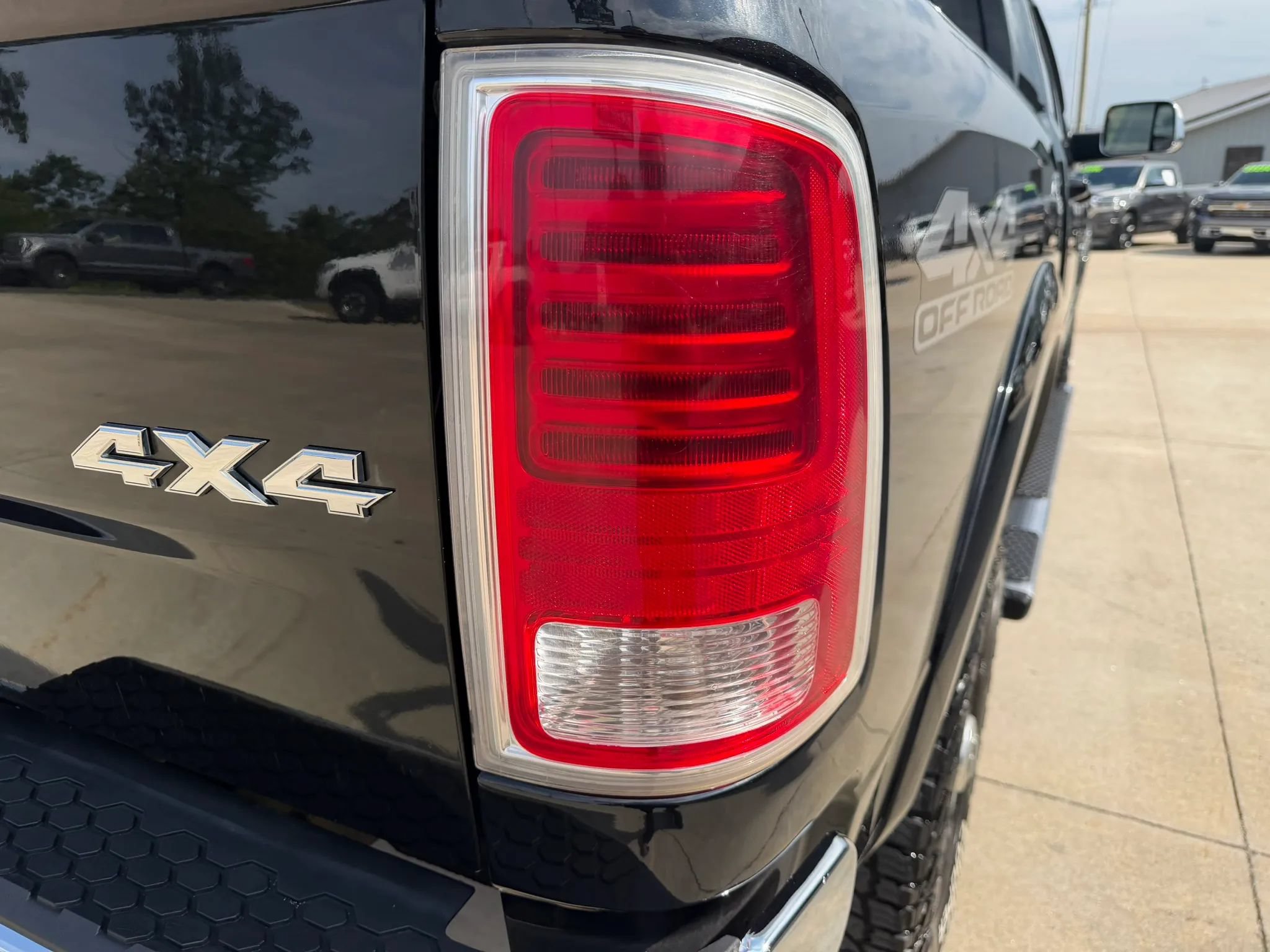Used 2017 RAM 2500 Laramie w/ Snow Chief Group AWD/4WD image 64