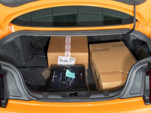 Used 2021 Ford Mustang Shelby GT500 w/ Carbon Fiber Track Pack image 25