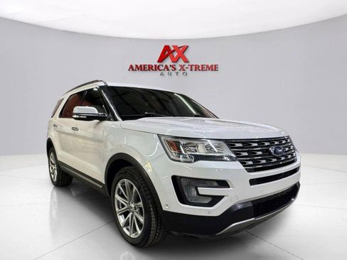 Used 2017 Ford Explorer Limited w/ Equipment Group 301A image 9