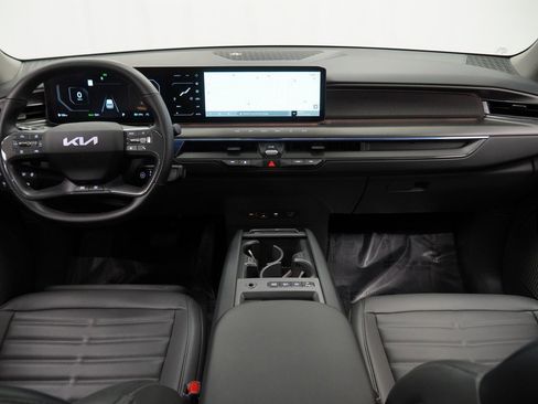 Used 2024 Kia EV9 Land image 25