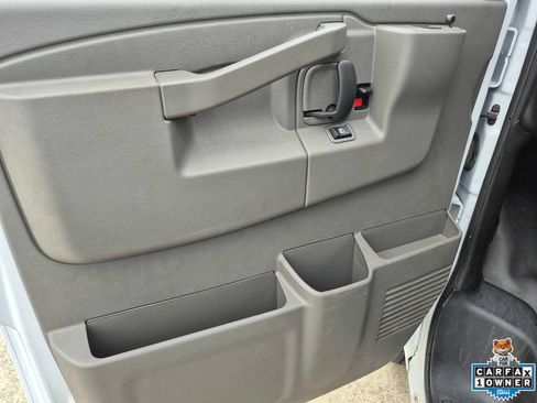 Certified 2025 Chevrolet Express 2500 w/ Driver Convenience Package RWD image 14