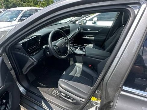 Used 2023 Toyota Mirai w/ Advanced Technology Package RWD image 10