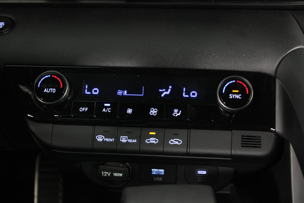 Certified 2026 Hyundai Elantra Sport FWD image 22