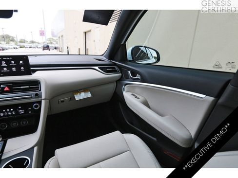 Used 2026 Genesis G70 2.5T RWD image 13