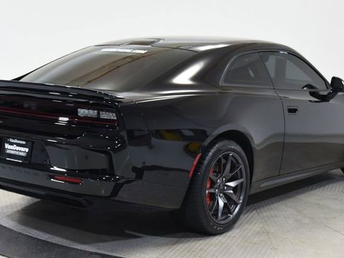 Used 2024 Dodge Charger Daytona Scat Pack w/ Plus Group AWD/4WD image 11