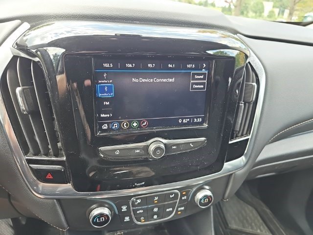 Used 2021 Chevrolet Traverse LS AWD/4WD image 17