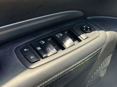 Used 2020 Dodge Durango R/T w/ Blacktop Package AWD/4WD image 18