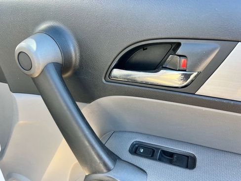 Used 2010 Honda CR-V EX image 17