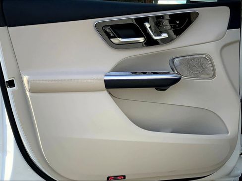 Certified 2026 Mercedes-Benz GLC 300 4MATIC image 14