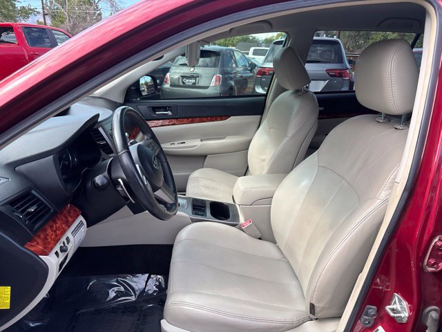 Used 2011 Subaru Outback 3.6R Limited AWD/4WD image 12
