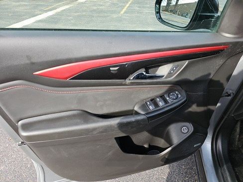 Used 2025 Chevrolet TrailBlazer RS w/ Convenience Package image 20