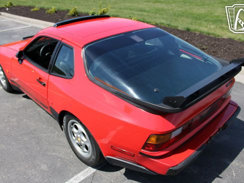 Used 1988 Porsche 944 Coupe image 37
