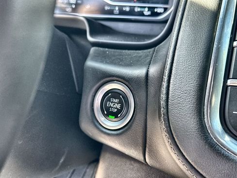 Used 2024 Chevrolet Tahoe LT image 17