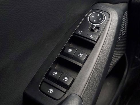 Used 2023 Kia Seltos S w/ Navigation Package image 20