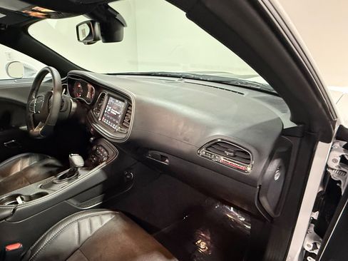 Used 2023 Dodge Challenger SRT Hellcat RWD image 45