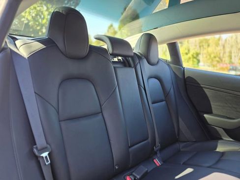 Used 2020 Tesla Model 3 Standard Range Plus image 29