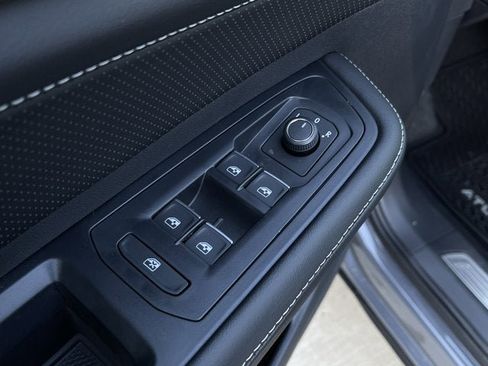 New 2026 Volkswagen Atlas SE image 10