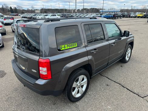 Used 2016 Jeep Patriot Latitude w/ Premium Sound Group image 4