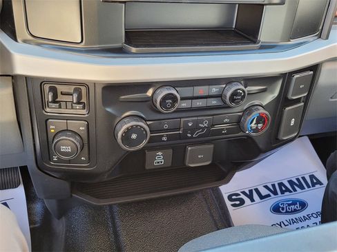 New 2026 Ford F250 XL w/ XL Off-Road Package image 21