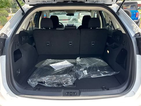 New 2024 Ford Edge SE image 16